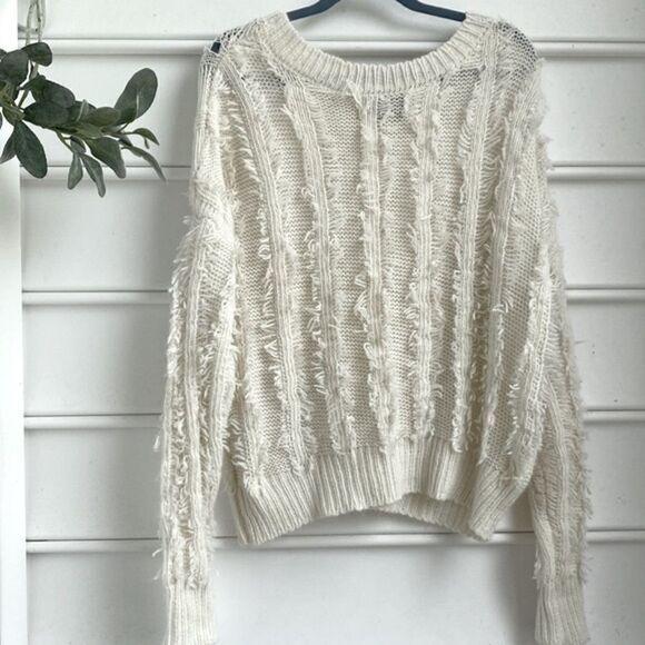 REVOLVE J.O.A LA Angora Blend Fringed Crew Neck Chunky Knit Sweater Cream XS - Picture 2 of 9